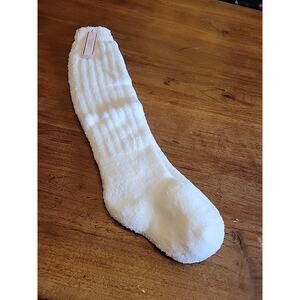 VICTORIA'S SECRET Super Cozy Ribbed Crew Socks White Fuzy New